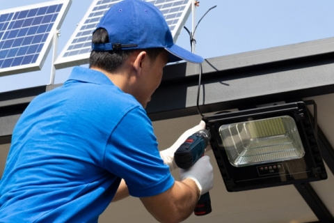 MỘT SỐ TIPS KHI MUA ĐÈN NĂNG LƯỢNG MẶT TRỜI