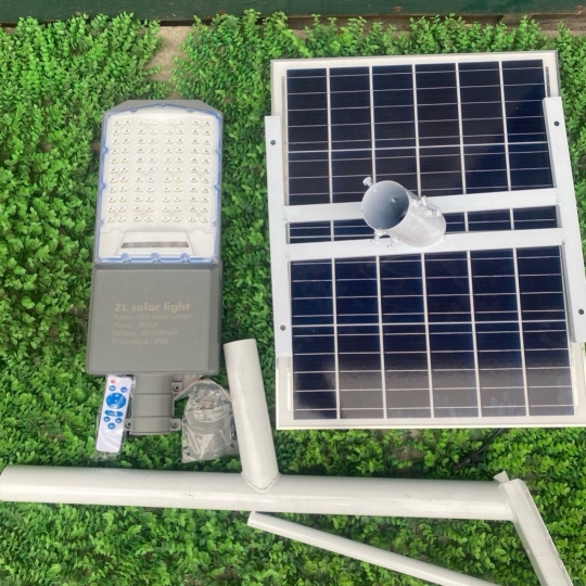Đèn Công Trình 800W Năng Lượng Mặt Trời dòng Beta thế hệ mới CT800ZL
