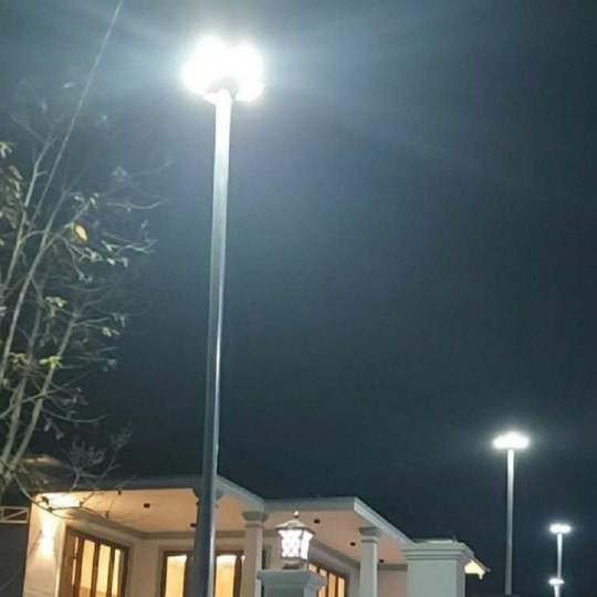 Đèn UFO 1500W ánh sáng trắng Solar Light cực khủng UFO1500W