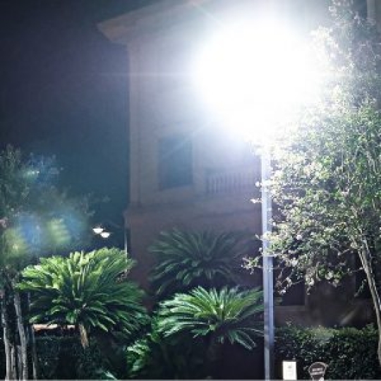 Đèn Năng Lượng Mặt Trời | Đèn Pha Báo Pin 500W ánh sáng trắng công suất cao LP500