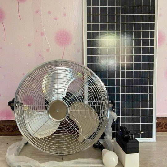 Quạt Quỳ Lồng Sắt 15W kèm sạc 220V