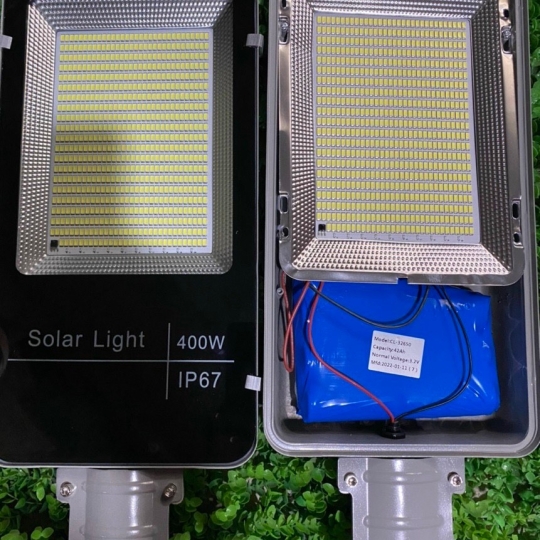  Đèn Năng Lượng Mặt Trời | Đèn Bàn Chải 400W sáng trắng cao cấp BC400