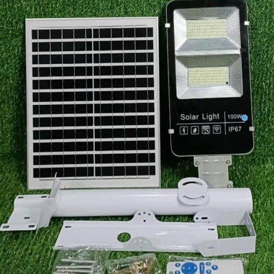 Đèn Năng Lượng Mặt Trời| Đèn Bàn Chải 100W sáng trắng cao cấp BC100